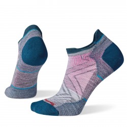 Smartwool - sport socks for women Run Zero Cushion Low Ankle socks - light gray blue light pink